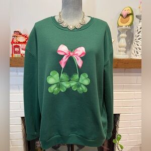 ☘️Cute Sweatshirt!